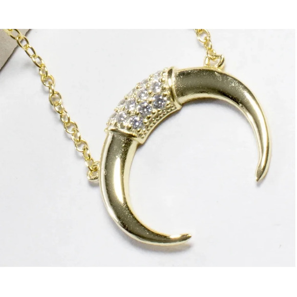 NEW Women's Gold-Plated Crescent Moon Horn Necklace Size 16 + 2” - Picture 8 of 12